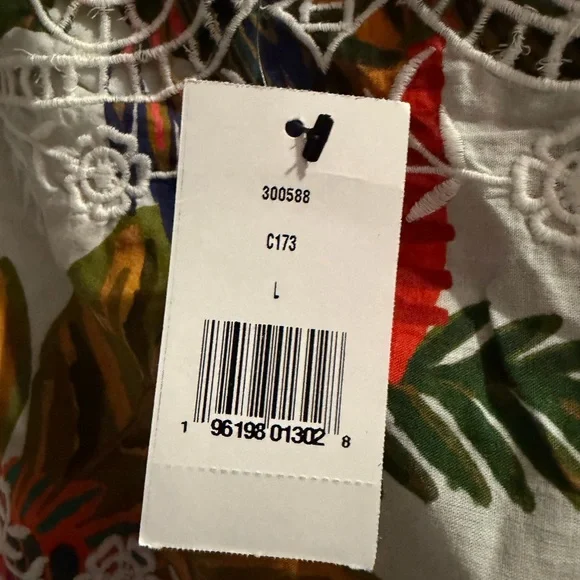 NWT Farm Rio Forest Birds crochet and guipure lace Cropped Blouse Size L - Picture 15 of 16